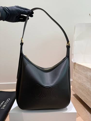 Celine Handbag 256