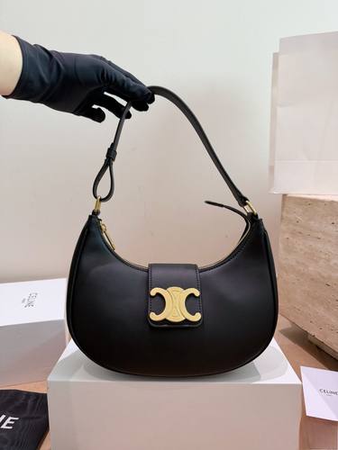 Celine Handbag 425