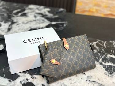 Celine Handbag 432