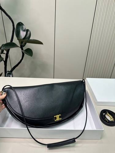Celine Handbag 440