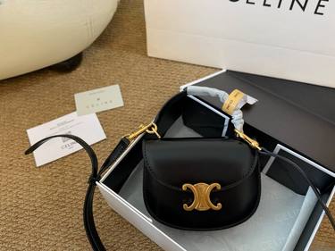 Celine Handbag 481