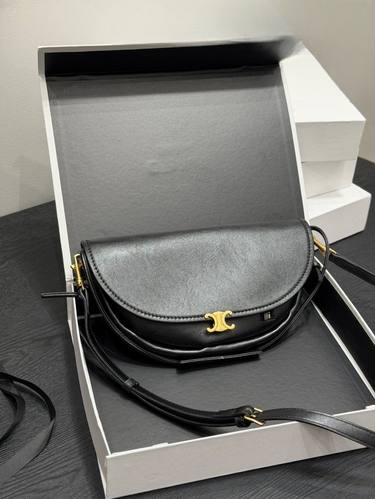 Celine Handbag 511