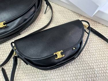 Celine Handbag 559