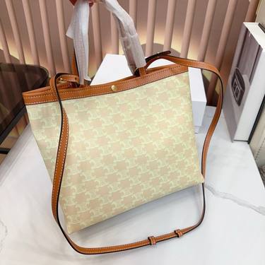 Celine Handbag 758