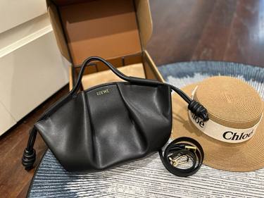Loewe Handbag 036