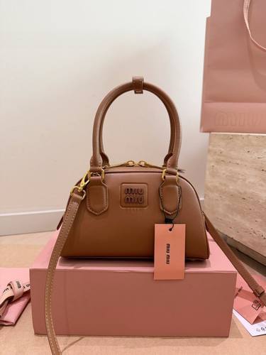 Miu Miu Handbag 057