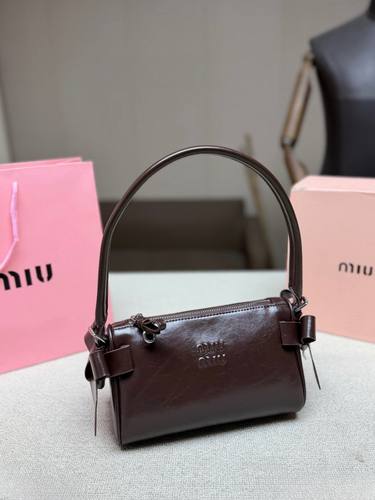 Miu Miu Handbag 143