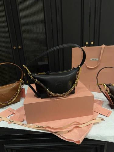 Miu Miu Handbag 194