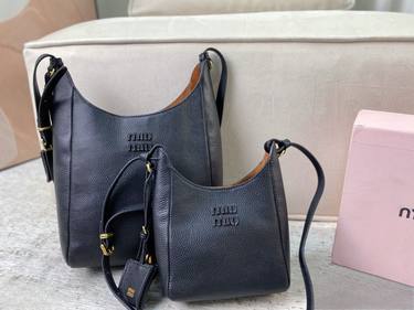 Miu Miu Handbag 281