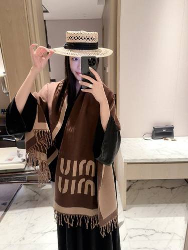 Scarf 002