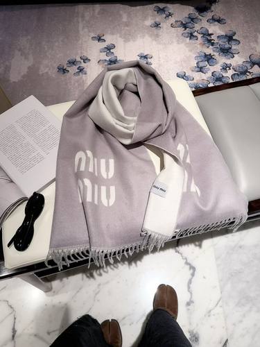 Scarf 008