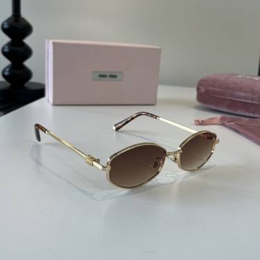 Sunglasses 038
