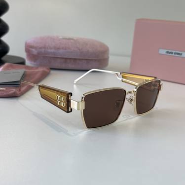 Sunglasses 046