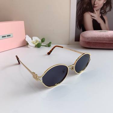 Sunglasses 134