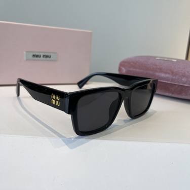 Sunglasses 158