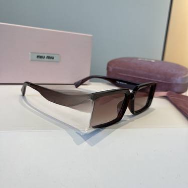 Sunglasses 164