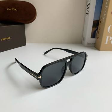 Sunglasses 229