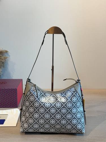 Tory Burch Handbag 021