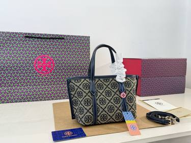 Tory Burch Handbag 029