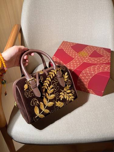 Tory Burch Handbag 066