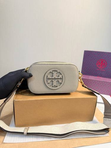 Tory Burch Handbag 132