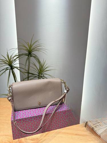 Tory Burch Handbag 147