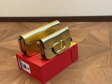 Valentino Handbag 045