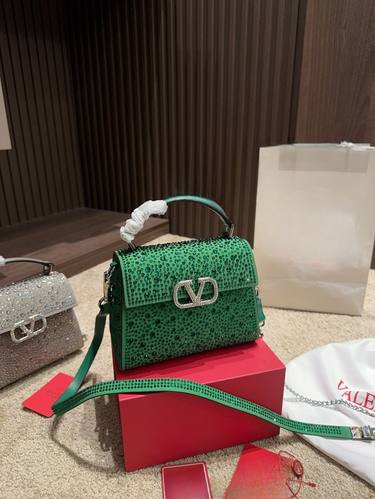 Valentino Handbag 062
