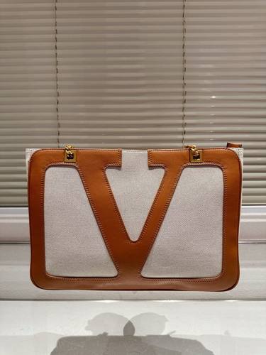 Valentino Handbag 093