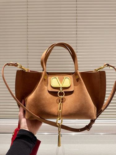 Valentino Handbag 098